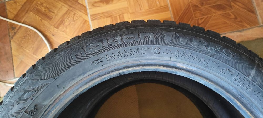 Vind set de 2 anvelope Nokian