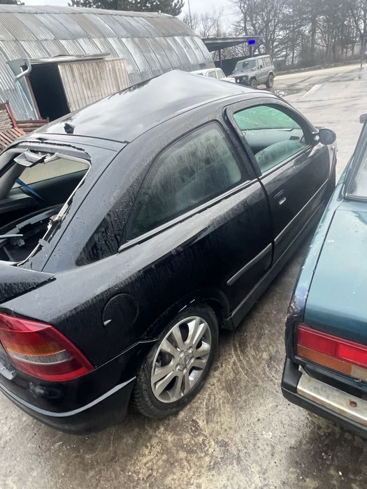 Opel Astra Bertone 2.0 НА ЧАСТИ