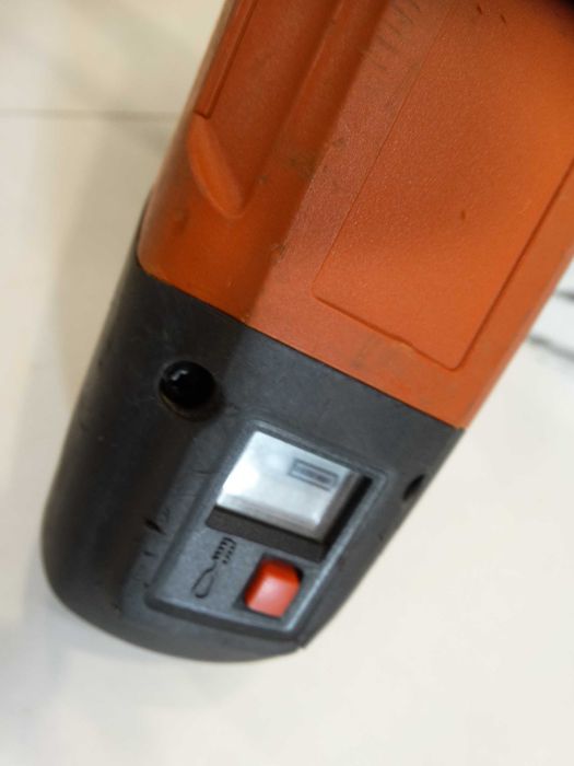 Hilti DX 5 - F10 - Уред за директен монтаж на шпилки