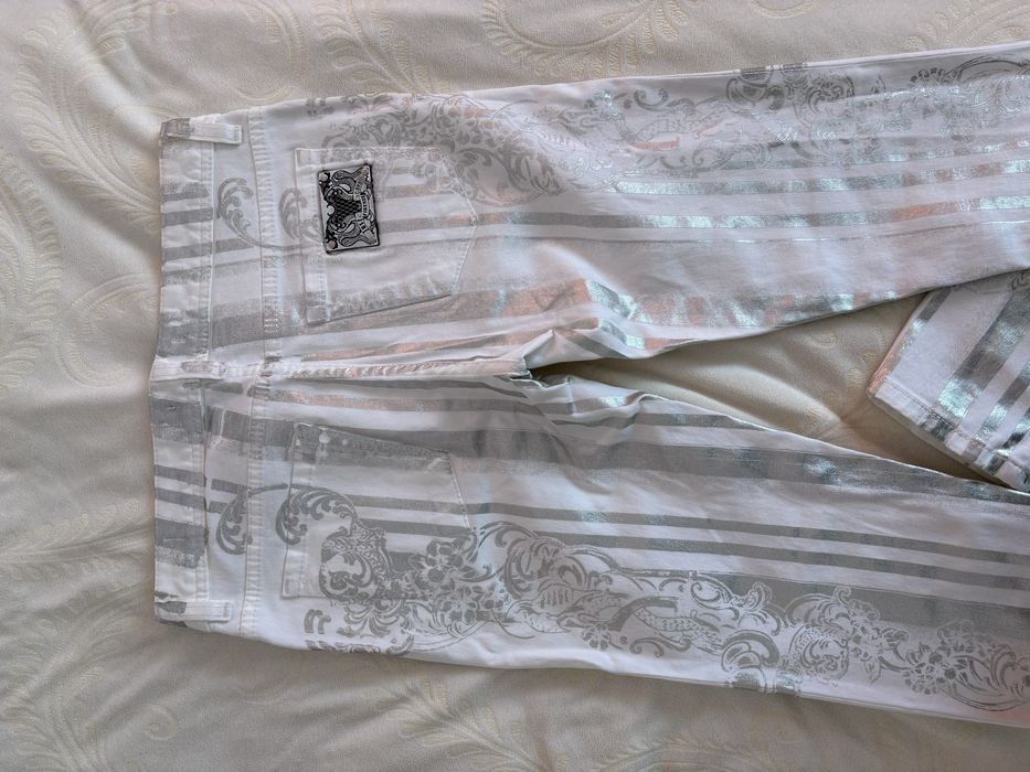 Бели дънки Just Cavalli