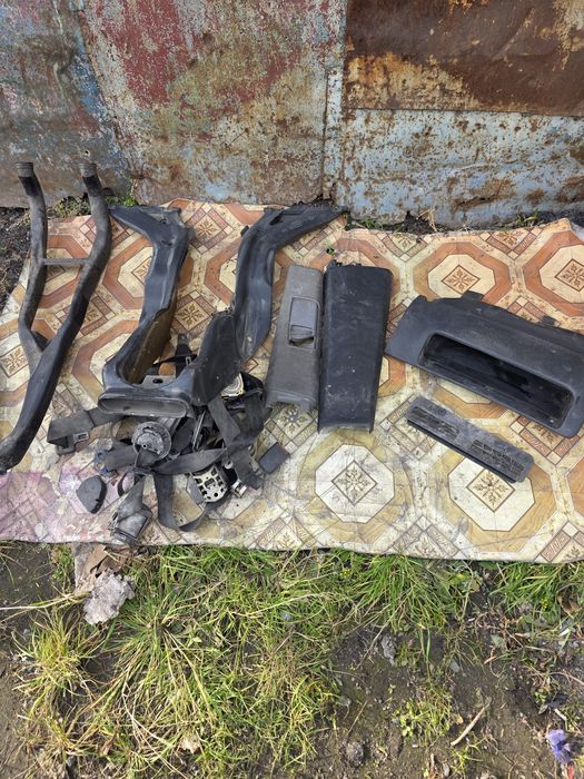 Запчасти на ауди с4