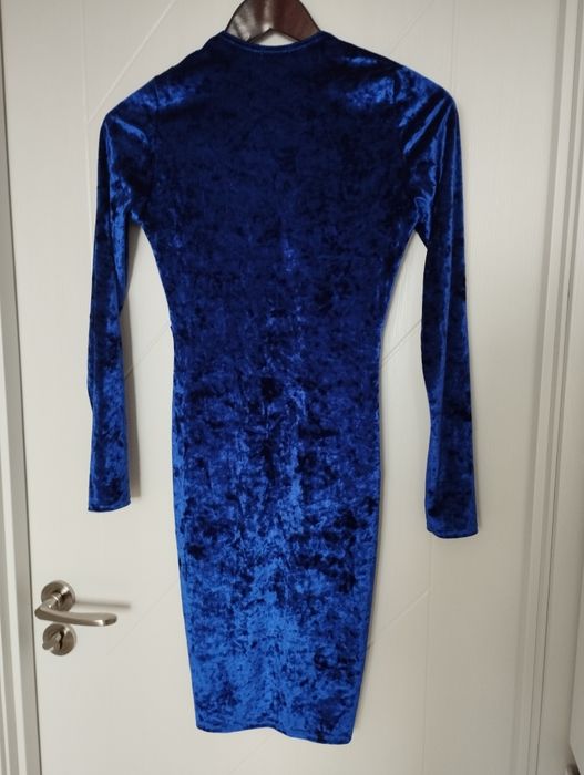 Кадифена рокля- като нова