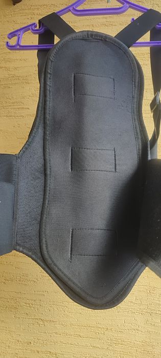 Протектор за гръб