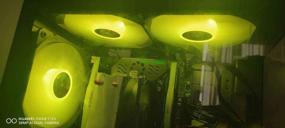 корпусные вентиляторы Xtreon