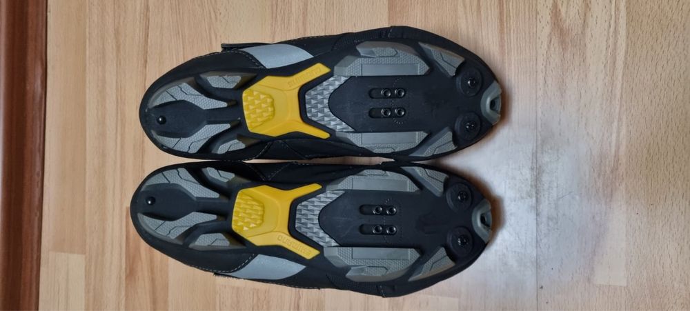 Обувки за колоездене Shimano