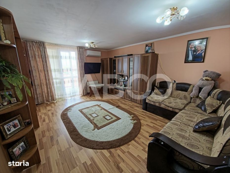 Apartament de vanzare 73mp 2 camere etaj intermediar terasa Terezian