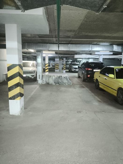 Продам паркинг по улице Аль фараби 22