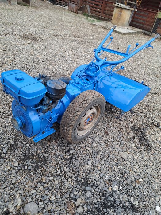 Vând motocultor în stare perfectă de funcționare