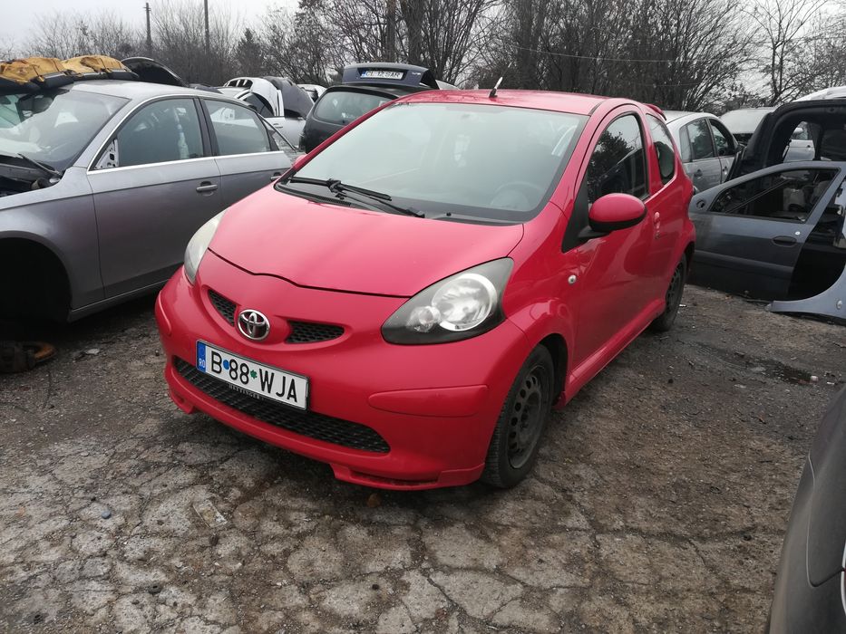 Închiriez auto Toyota aygo pt glovo,Bolt