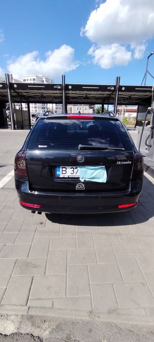 Vând Skoda Octavia 2012