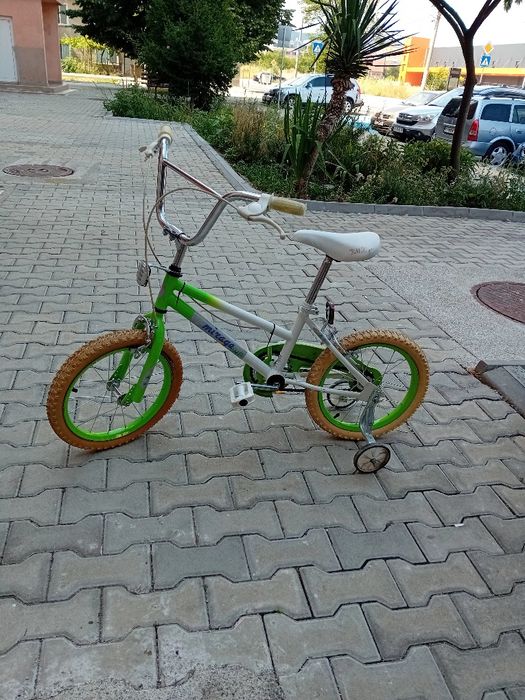 Продавам детски велосипед 50 евро