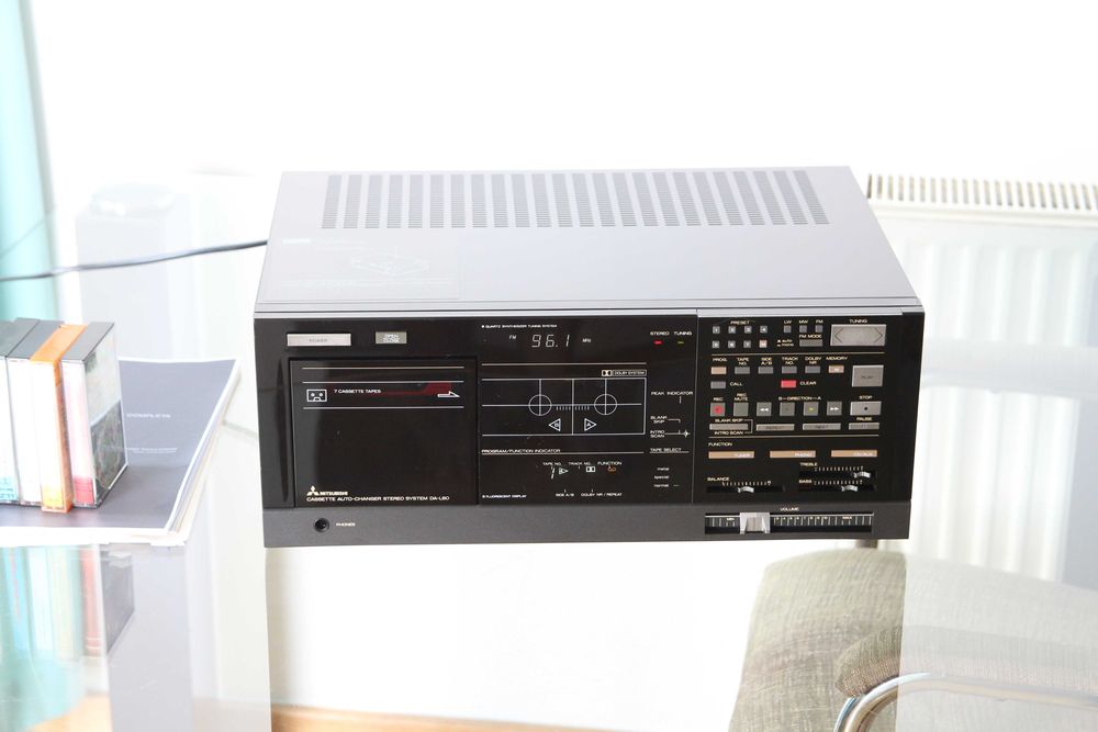 Mitsubishi DA-L80 Stereo Cassette Receiver / 7-Cassette Autochanger fabricat 1984 Japonia complet revizuit.