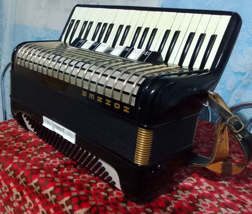 Vând Acordeon Hohner Atlantic III P