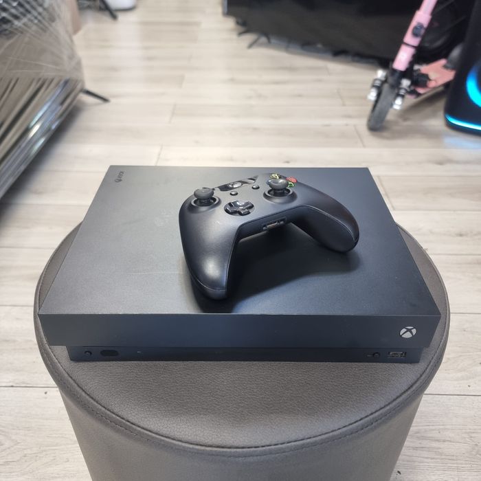 Amanet F28: Consola Xbox One S 1TB