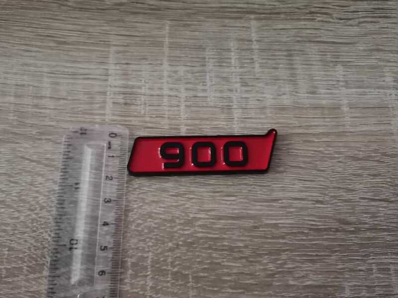 Mercedes Benz BRABUS 900 червено с черно
