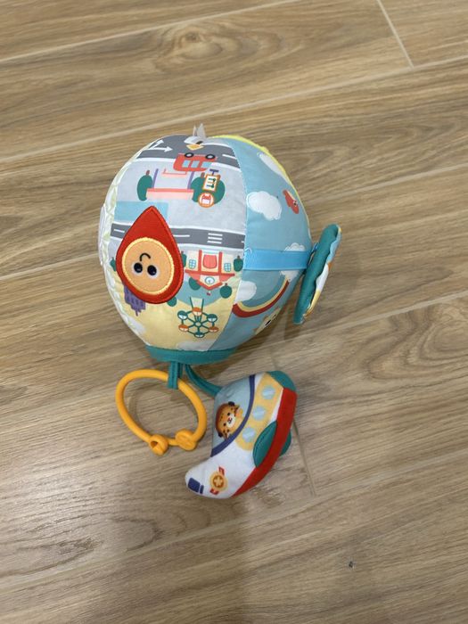 Запазени играчки 1-2 г phisher price, tiny love,win fun