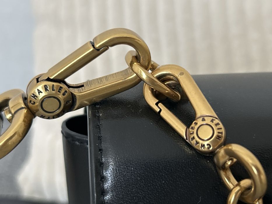 Charles and Keith сумка оригинал