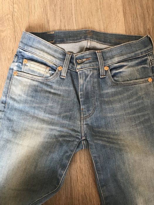 Джинсы брендовые