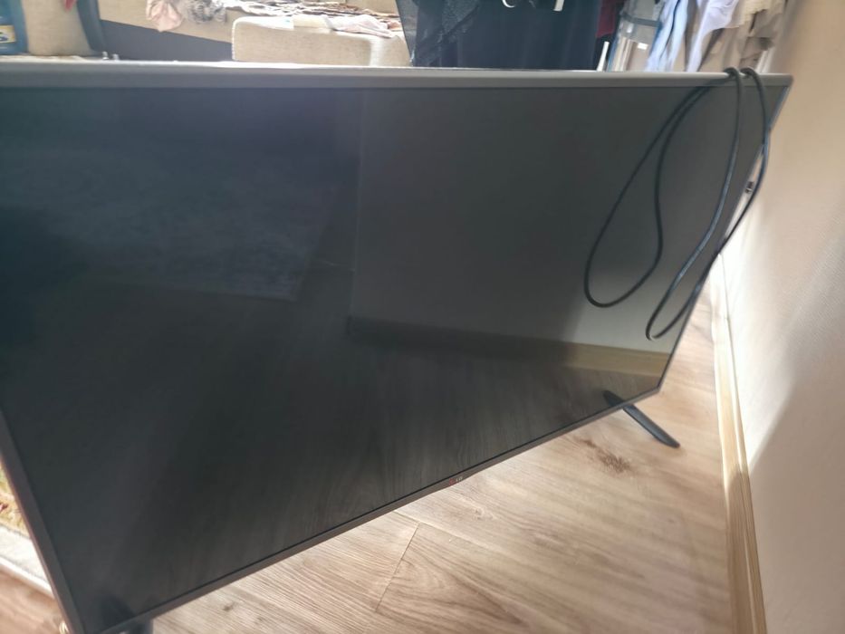 Телевизор LG 42. Состояние б/у