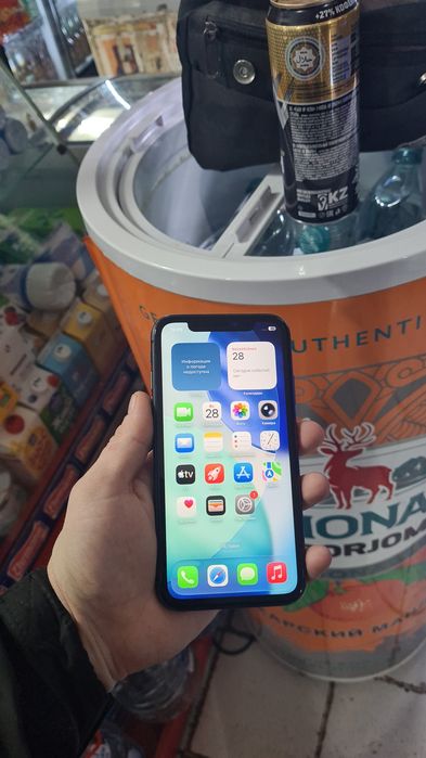 Айфон 11 память 128 ёмкость 77