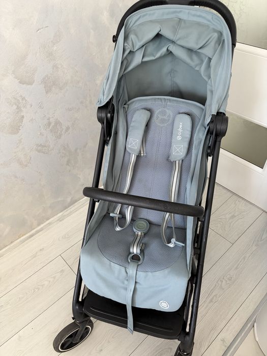 Продавам количка cybex beezy