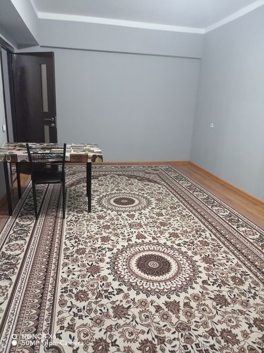 Ijaraga hona beriladi ayol va qizlarga hozayka bn sergeli  8 hudud