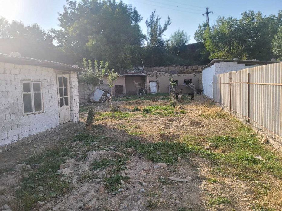 Продаются 2 участка земли: 3.5 и 4.5 соток