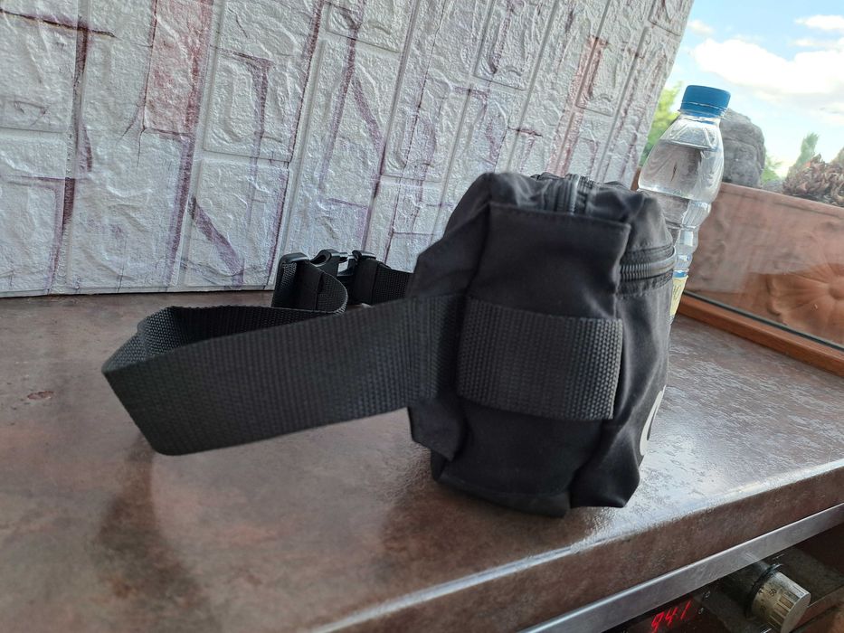 Мъжка дамска чанта,малка черна чантичка за кръста Adidas