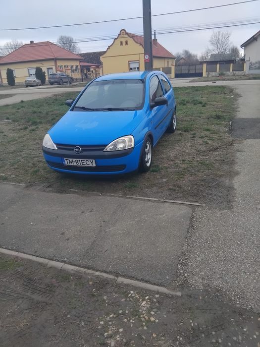 Vând Opel corsa motor de 1.benzina