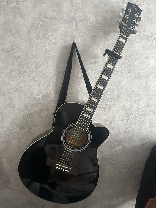 Продам гитара новый