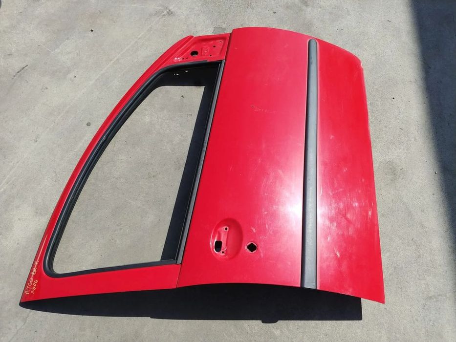 usa portiera dreapta fata  peugeot 107