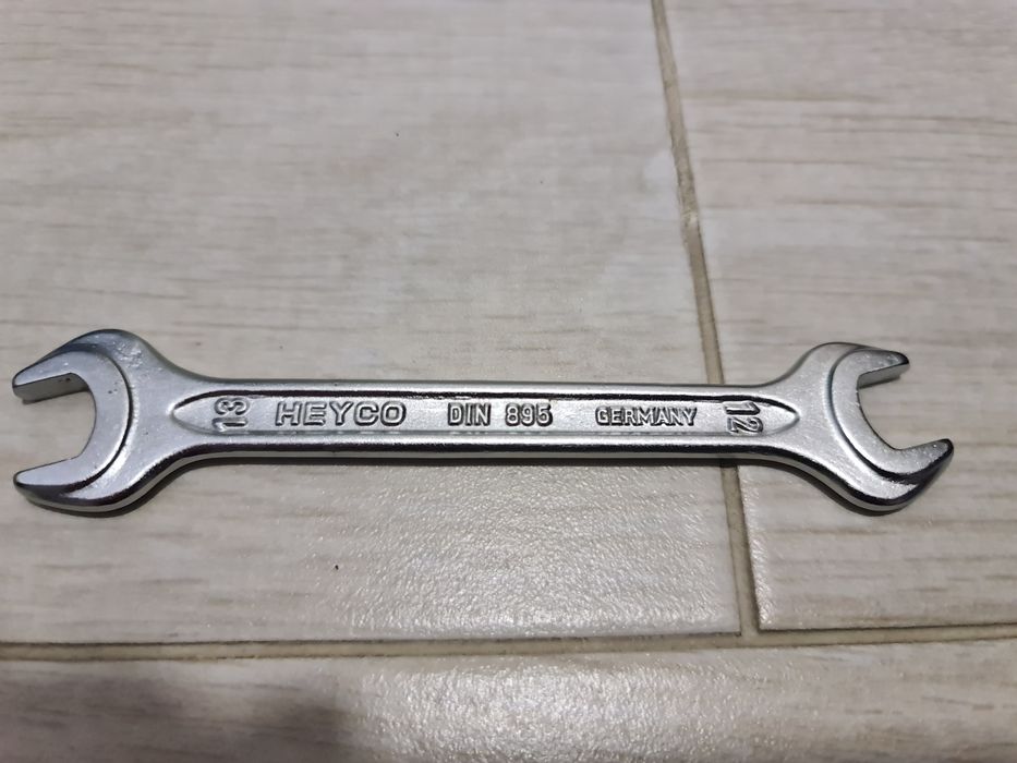 Оригинален гаечен ключ bmw/бмв 12-13мм