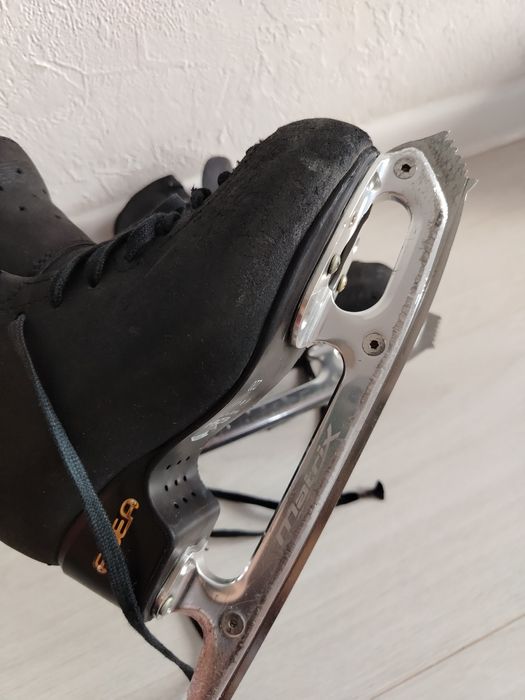 Продам Edea chorus 220