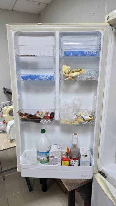 Холодильник LG, высота 180см