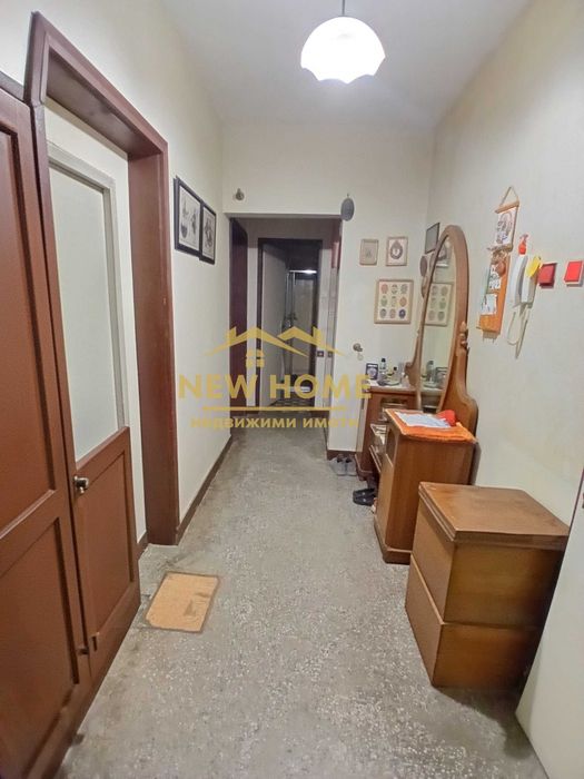 Продава се Тристаен апартамент в Добрич, Автогара - 85 кв.м за 870 €/кв.м - Снимка #4