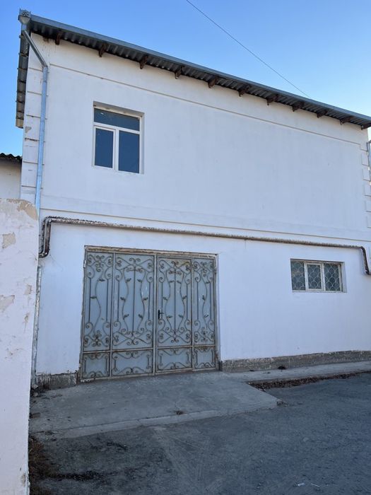 Дом в центре г. Нукус 9.5 сот.