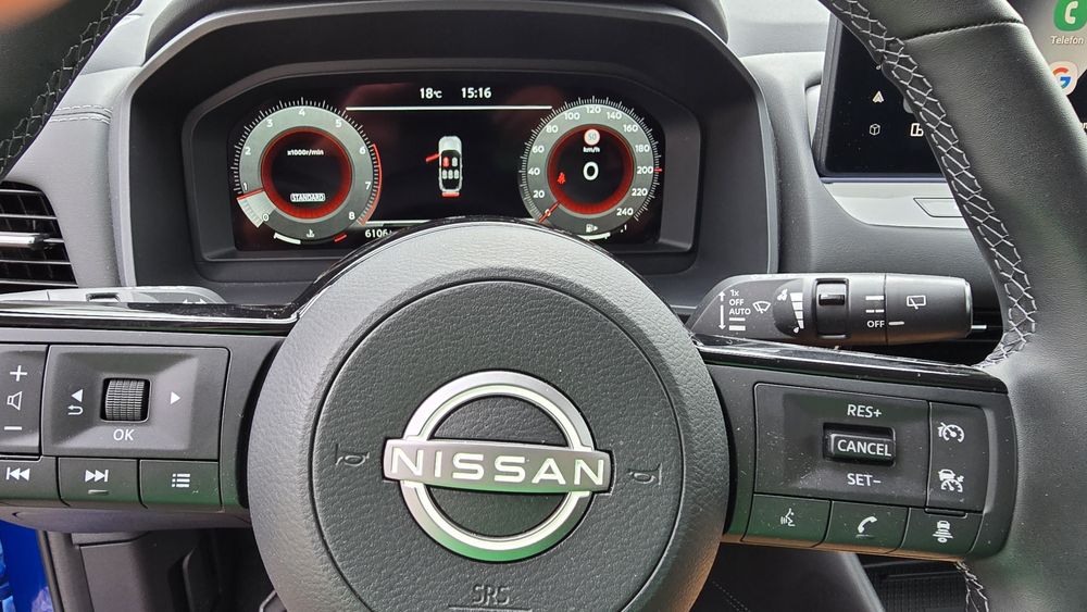 Vând SUV Nissan Qashqai, N-CONNECTA, 156 CP, garanție 22.07.27, 6705km