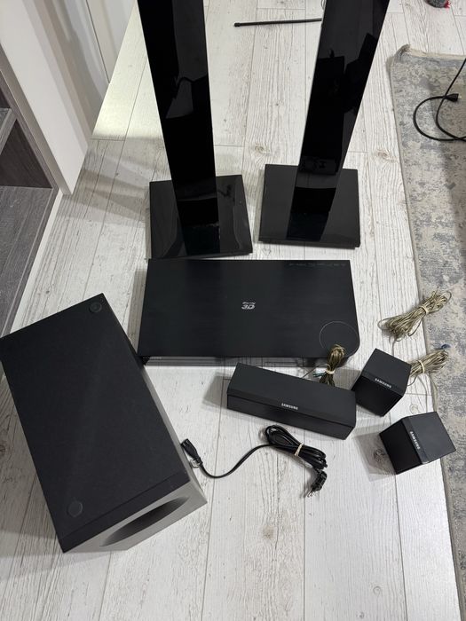 Sistem Home Cinema Samsung HT-J4530 Blue-Ray 5.1 500W