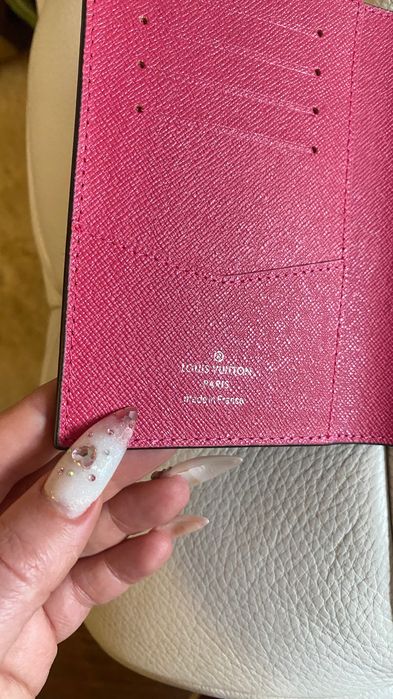 Cardholder passport Lv паспорт холдер документи