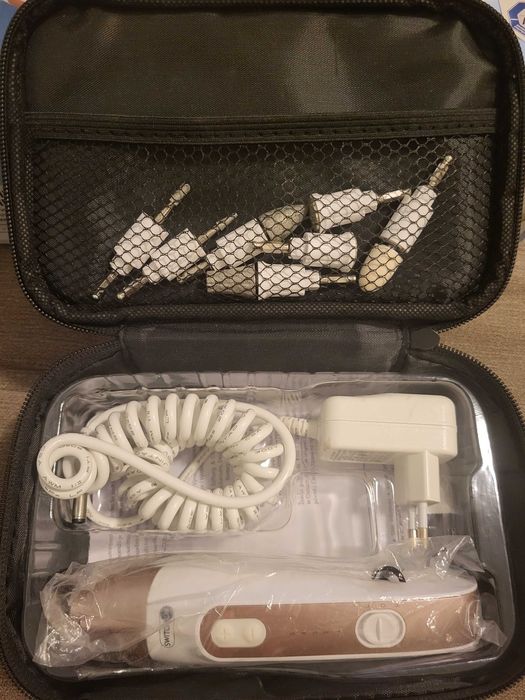 Комплект за маникюр switch on