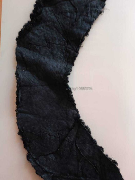 Яка от естествен косъм каракул.