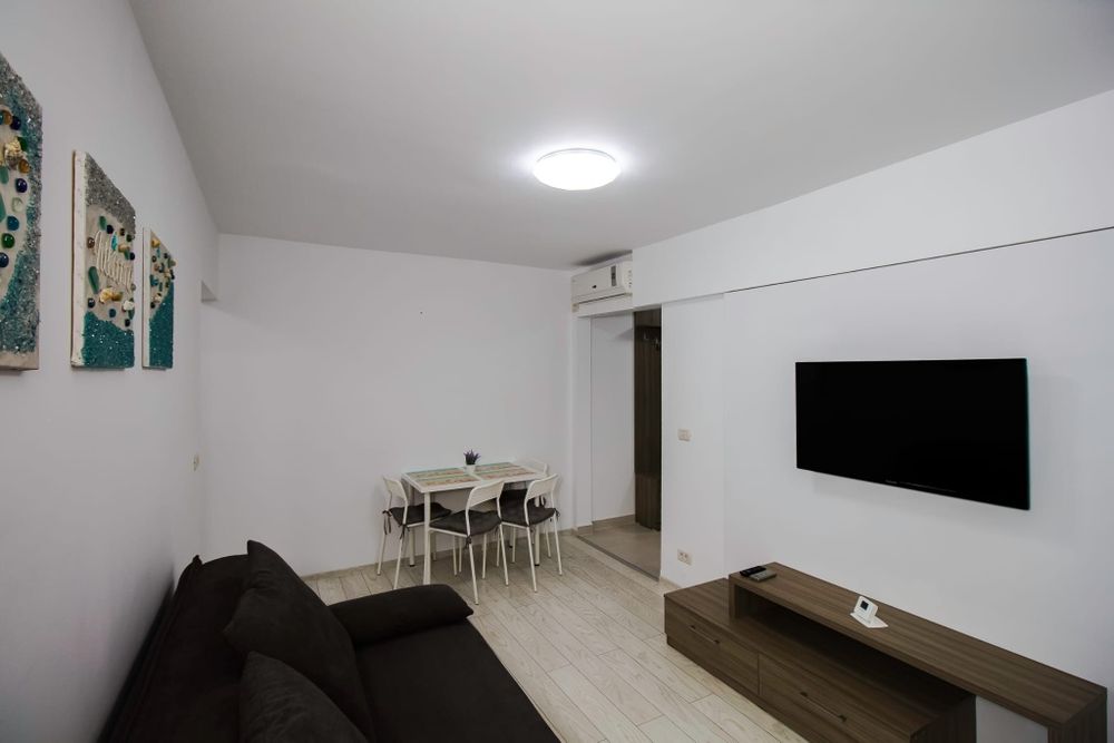 Vând Apartament 3 camere complet renovat zona  Cireșica , Constanța  Ideal locuință sau investiție