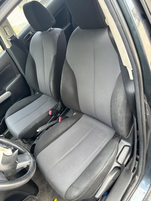 Mazda 2 1.3i Мазда 2 1.3 на части!!