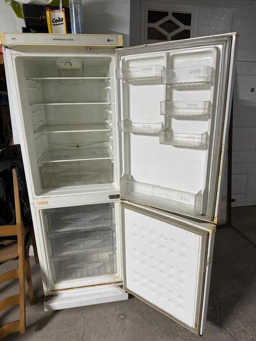 Холодильник LG Express Cool