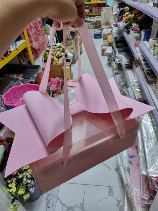 Коробка Бант ( Бабочка ) для клубники