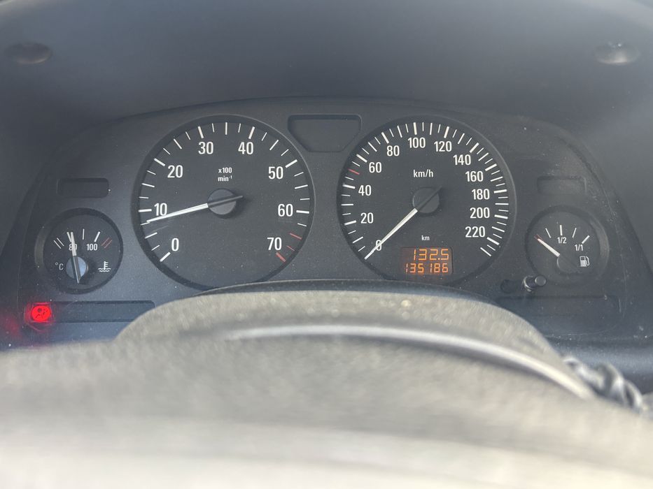 Vând opel astra G