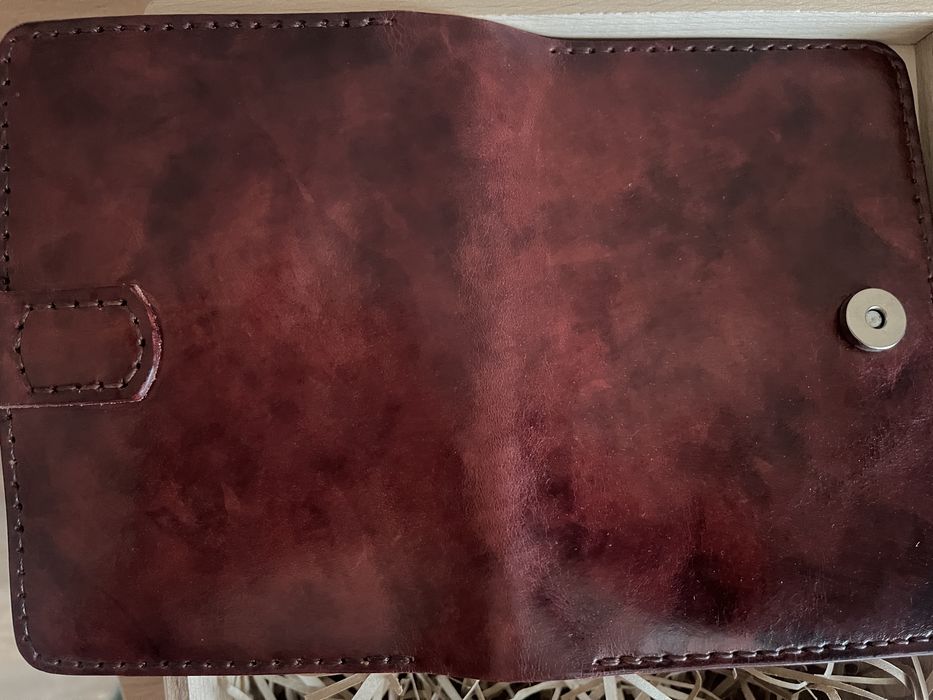 Продам кошилек из кожи