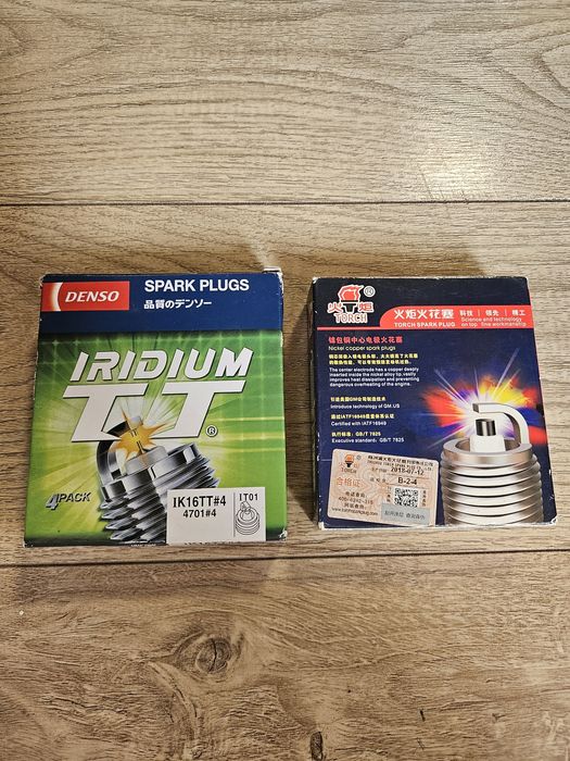 Bujii Denso si Torch