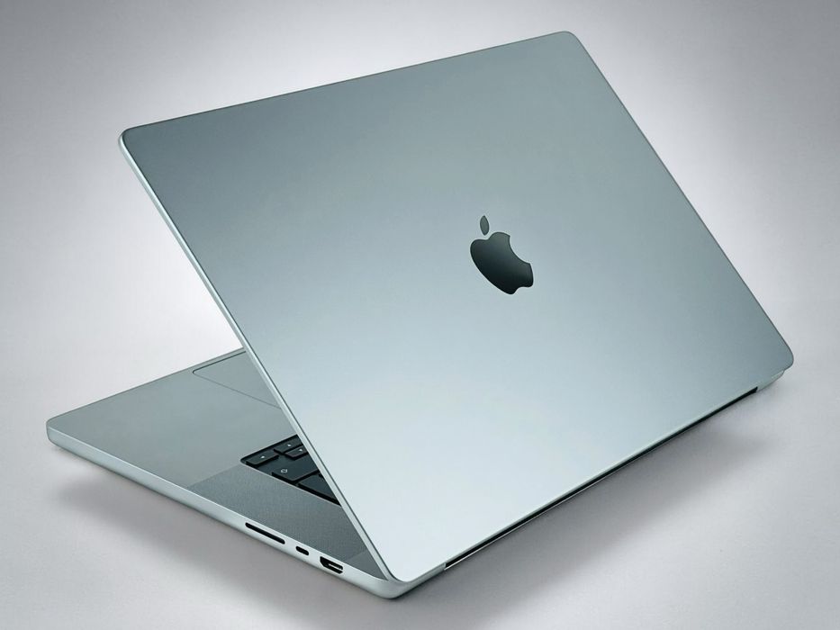 КАТО НОВ! MacBook Pro 16" M2 PRO 12CPU 16GPU 16GB RAM 512GB SSD 100% Батерия! Гаранция!