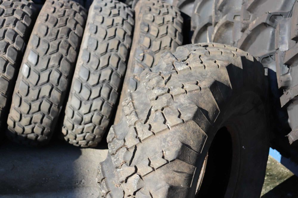 Anvelope 13.00-18 Victoria SH cu garantie pentru Utilaje Industriale